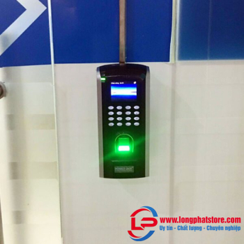 Máy chấm công vân tay, thẻ cảm ứng RONALD JACK SF200